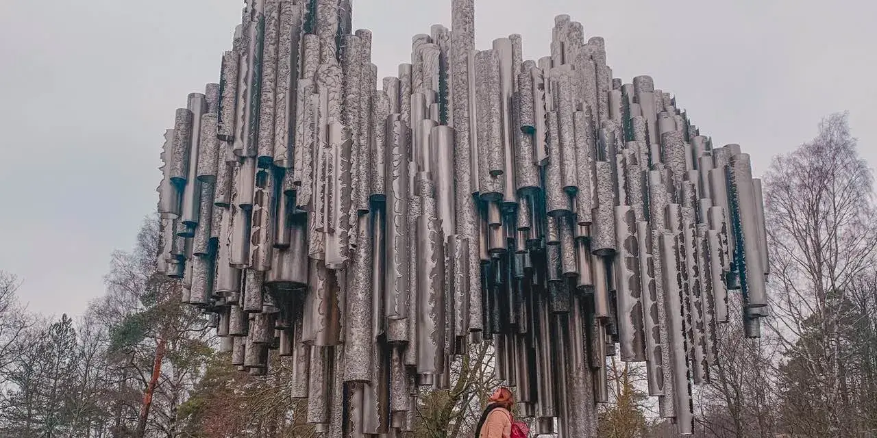 Monumento a Sibelius a Helsinki: un'opera d'arte unica da non perdere se visiti Helsinki cosa vedere.