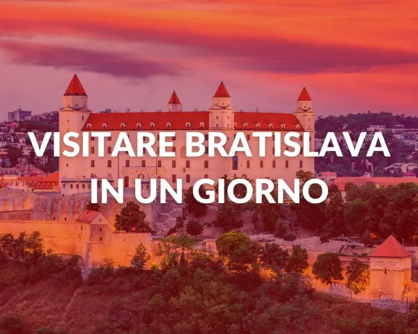 Castello di Bratislava al tramonto, ideale per scoprire cosa vedere a Bratislava in un giorno.